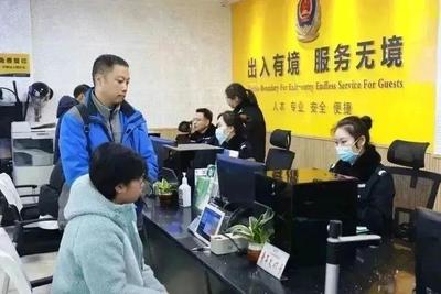新津出入境证件办理迎高峰，首月超4000件次！出行前这些事项请注意